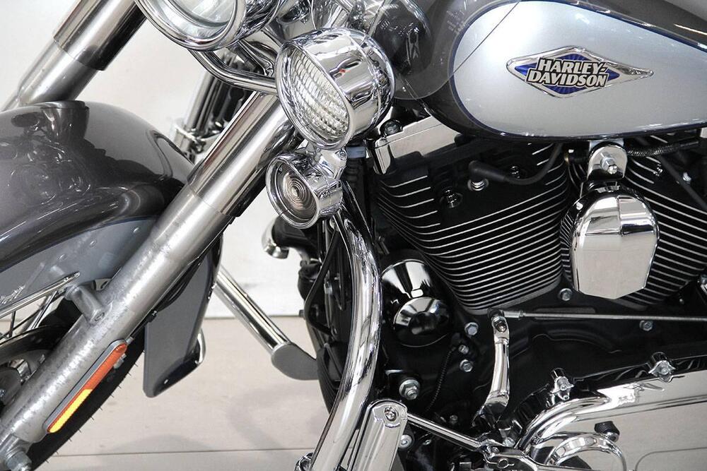 Harley-Davidson 1690 Heritage Classic (2011 - 17) - FLSTC (14)