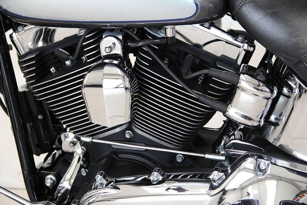 Harley-Davidson 1690 Heritage Classic (2011 - 17) - FLSTC (19)