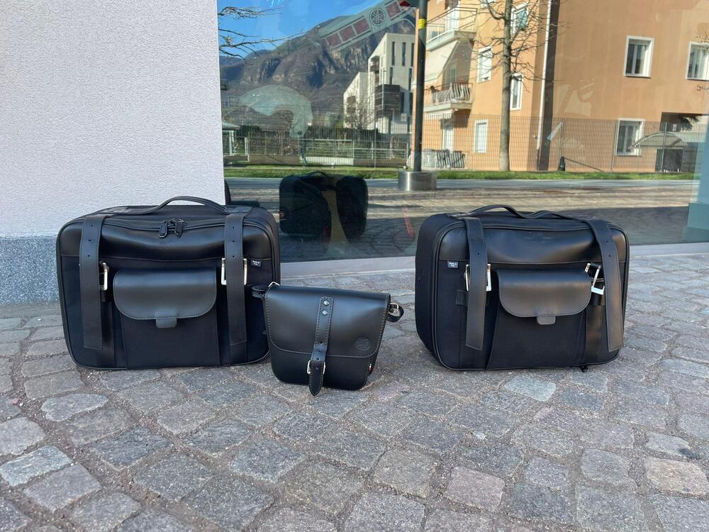 Moto Guzzi V7 Stone (2021 - 24) (13)