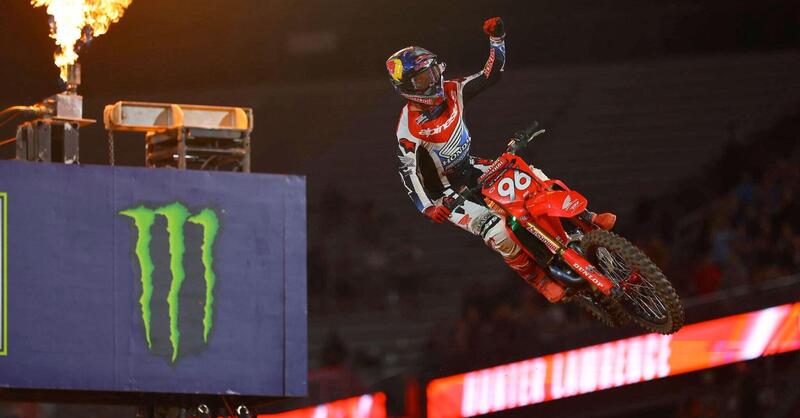 AMA Supercross 2026: Birminghan nel segno di Lawrence che ora allunga in campionato. Deegan regola i ragazzi della 250 [VIDEO]