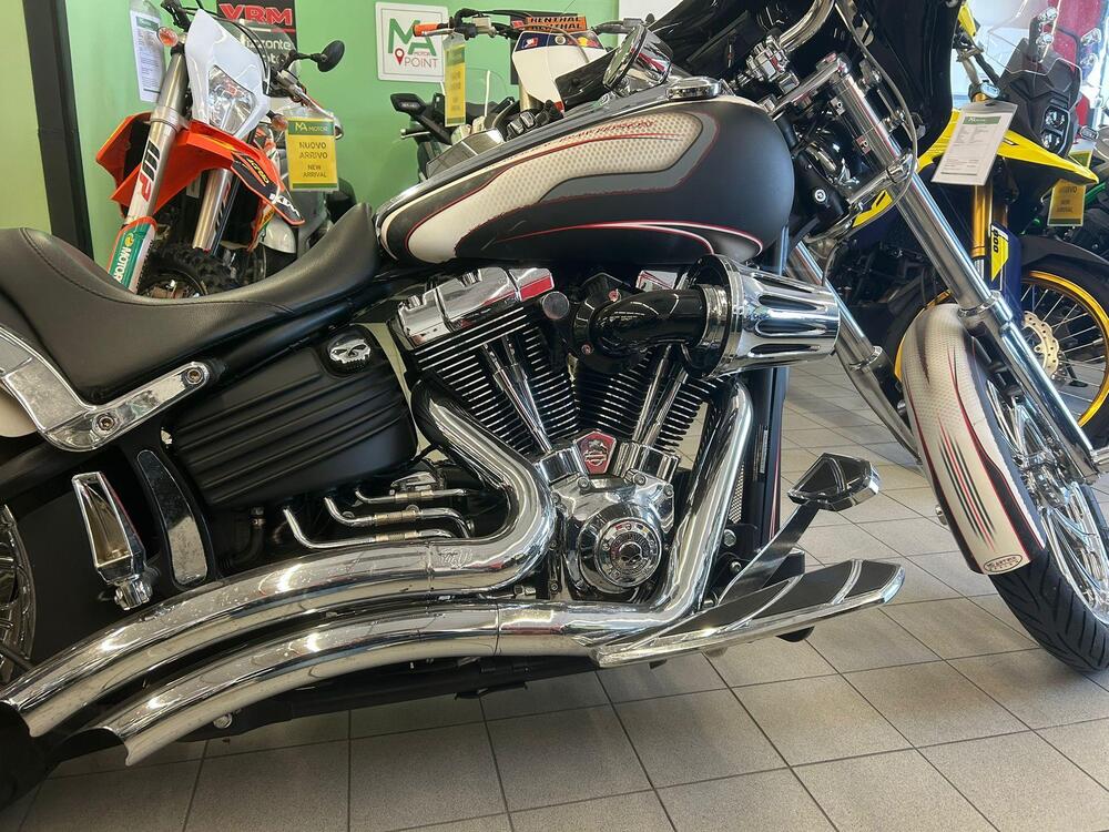 Harley-Davidson 1584 Rocker C (2009 - 11) - FXCWC (5)