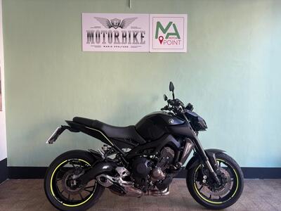 Yamaha MT-09 (2017 - 20) usata