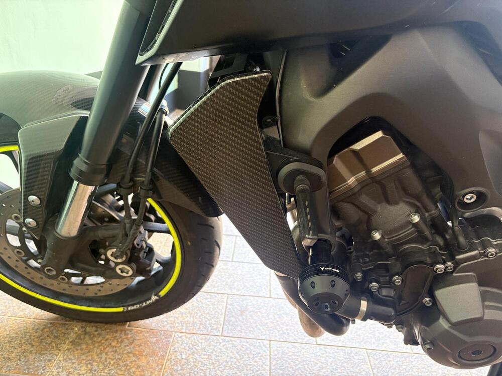 Yamaha MT-09 (2017 - 20) (9)