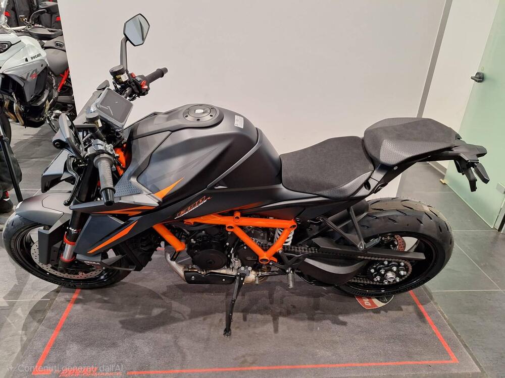 KTM 1390 Super Duke R (2024 - 26) (4)