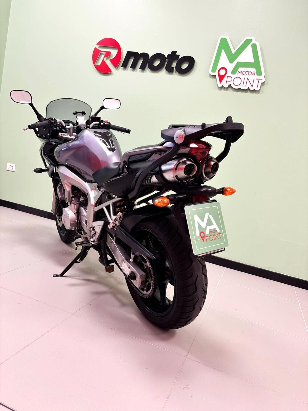 Yamaha FZ6 (2004 - 07) (4)