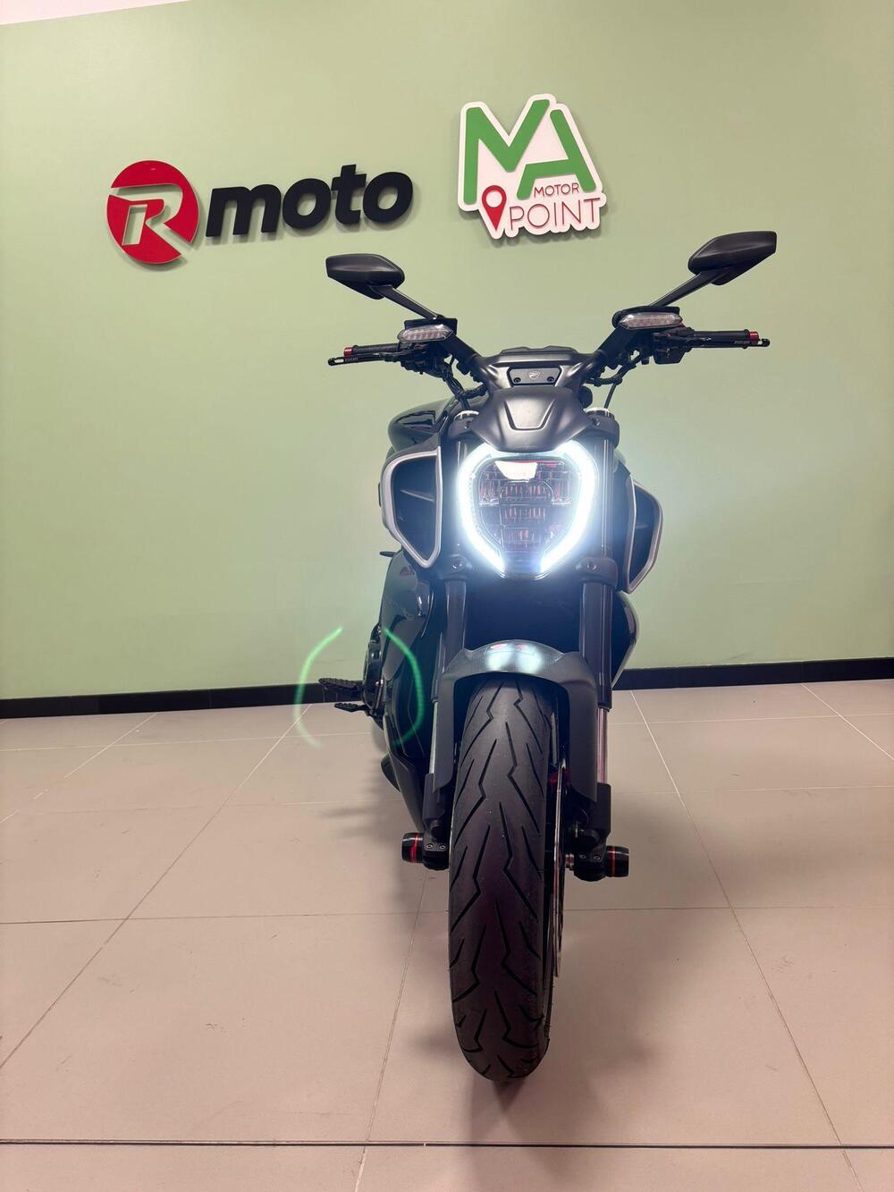 Ducati Diavel V4 (2023 - 26) (3)