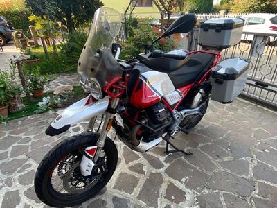 Moto Guzzi V85 TT (2021 - 23) usata