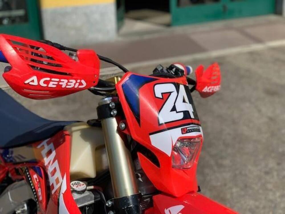 Honda CRF 250R (2017) (2)