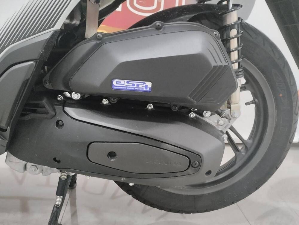 Honda SH 150i Sport (2024 - 25) (6)