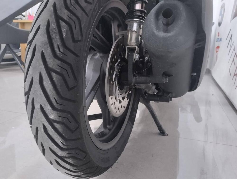 Honda SH 150i Sport (2024 - 25) (7)