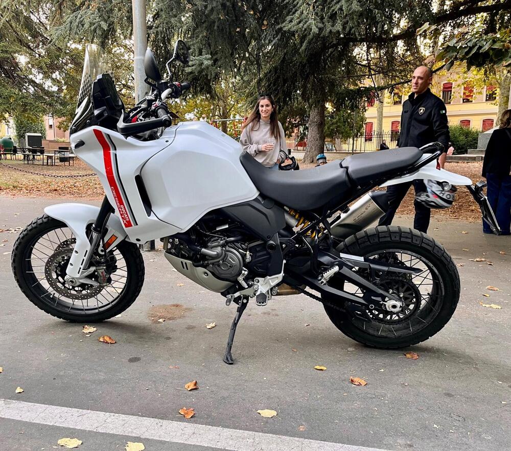 Ducati DesertX (2022 - 25) (4)