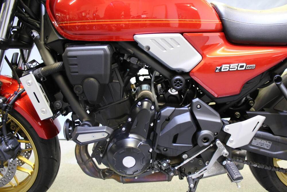 Kawasaki Z 650 RS (2025 - 26) (16)