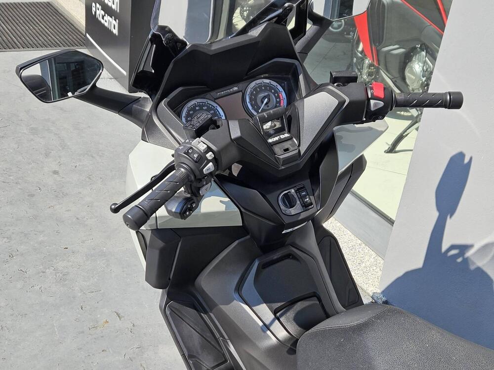 Honda Forza 350 (2022 - 24) (7)