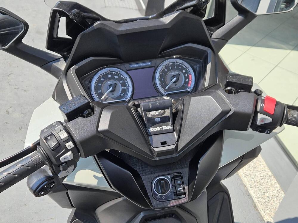 Honda Forza 350 (2022 - 24) (11)