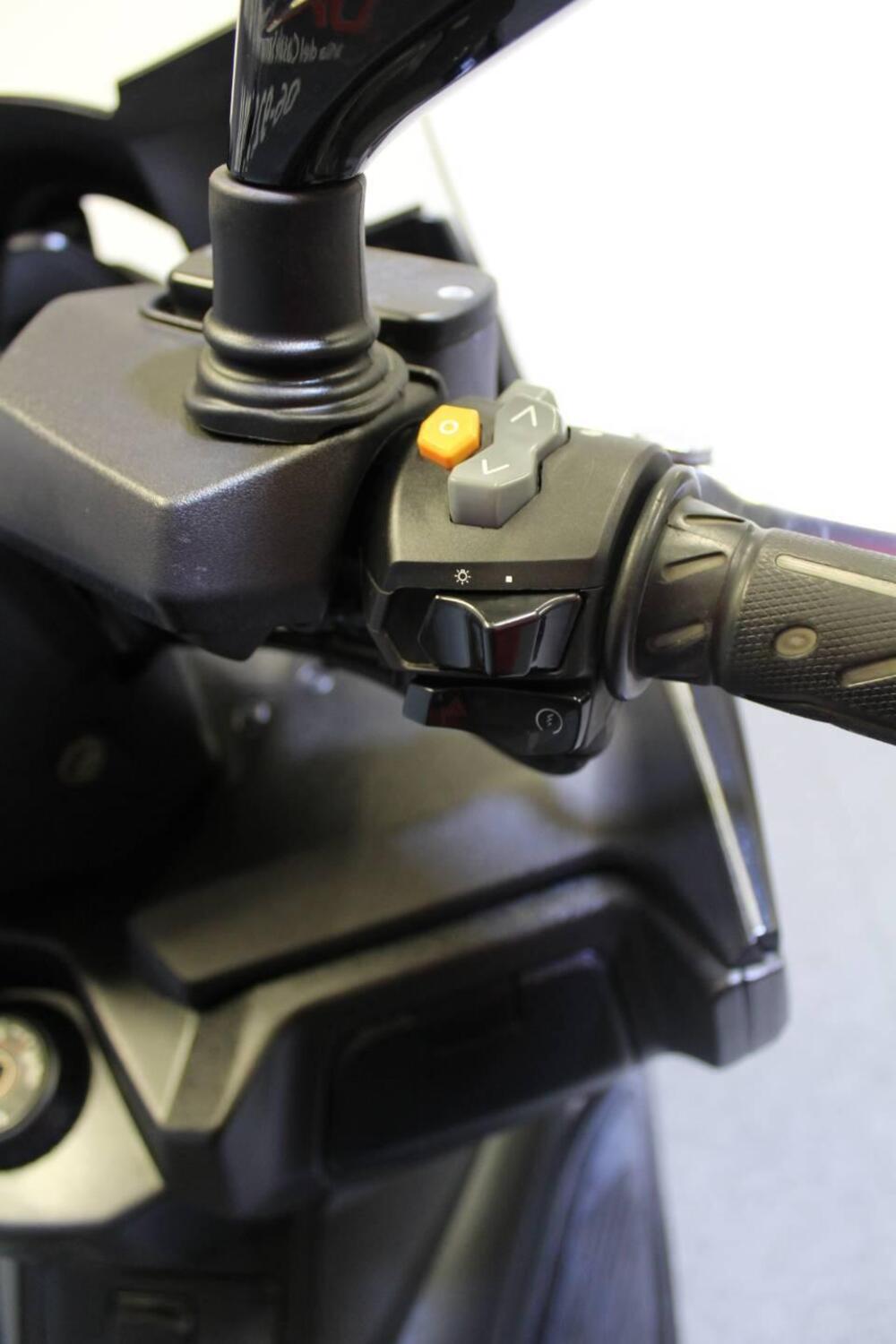 Kymco Xciting 400i S ABS (2019 - 20) (11)