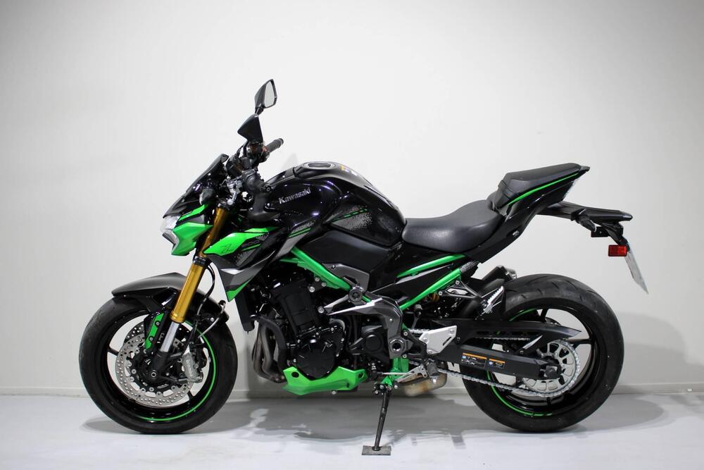 Kawasaki Z 900 SE (2022 - 24) (4)