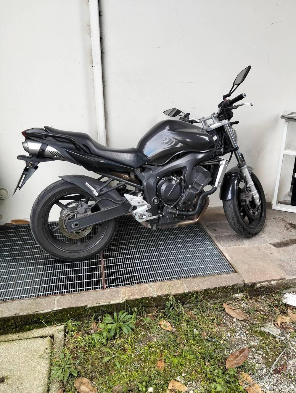 Yamaha FZ6 (2004 - 07) (4)