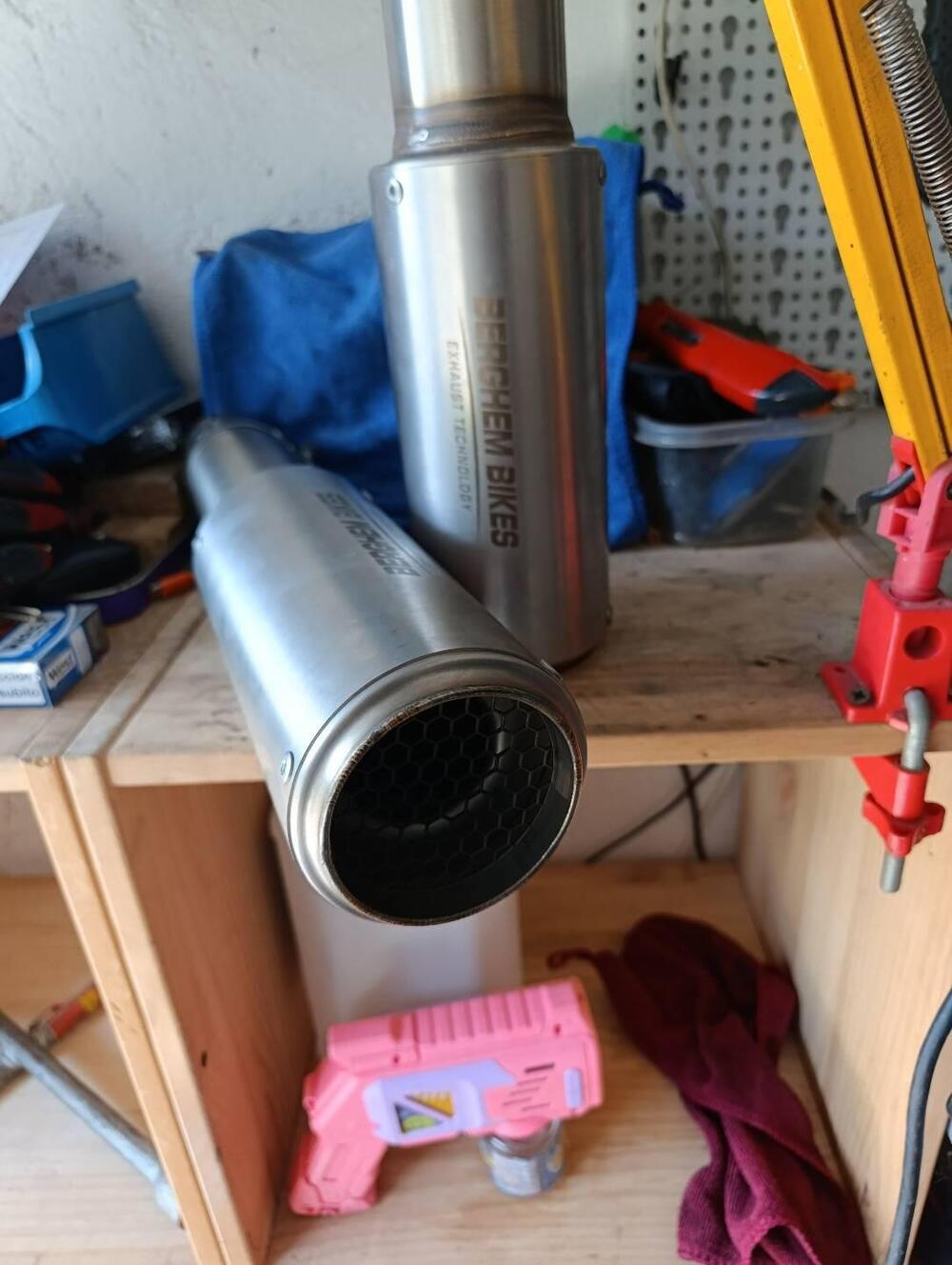 Aprilia Shiver (2008 - 10) (13)