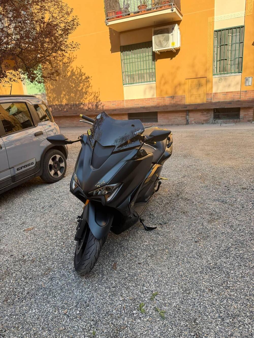 Yamaha T-Max 530 SX (2017 - 19) (4)