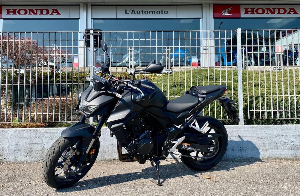 Honda CB 750 Hornet (2025)