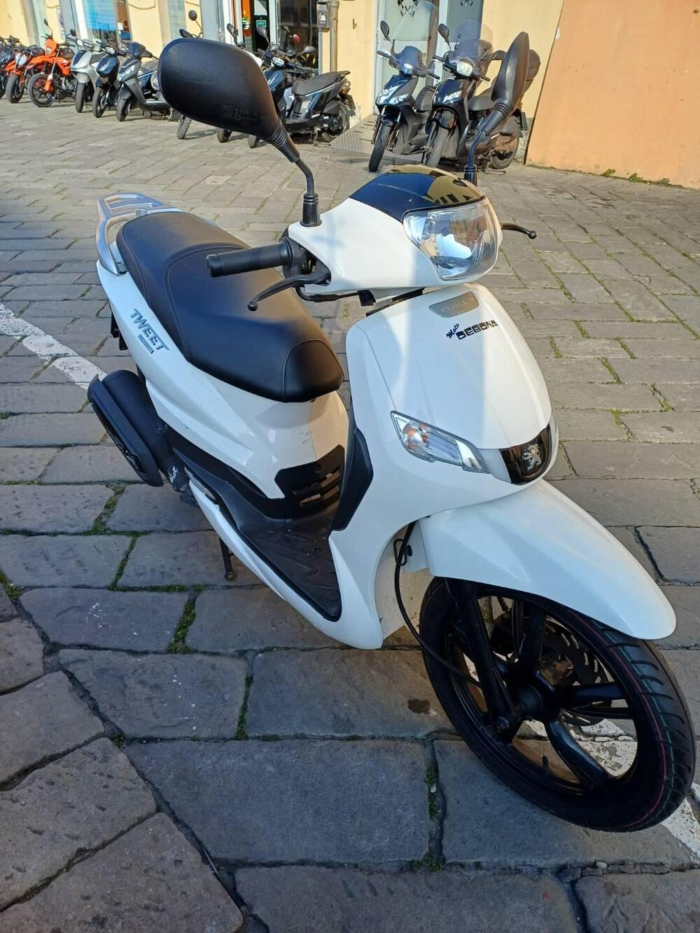 Peugeot Tweet 50 Active (2021 - 25) (2)