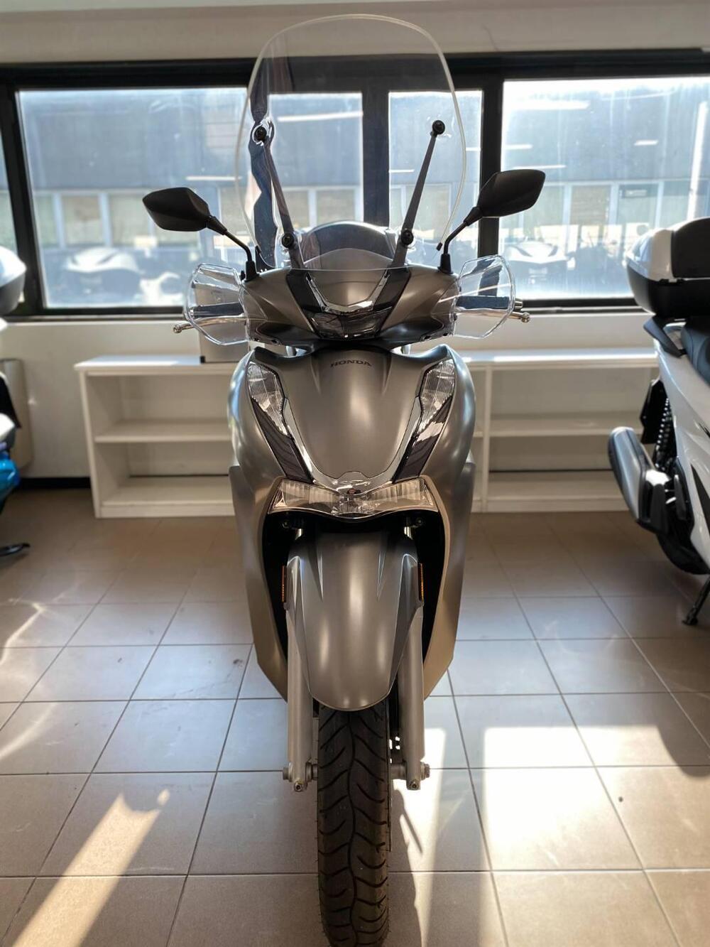 Honda SH 350 (2021 - 24) (5)