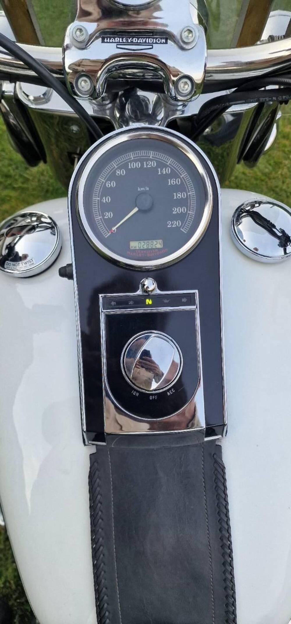 Harley-Davidson 1450 Deuce (2001 - 05) - FXSTDI (15)