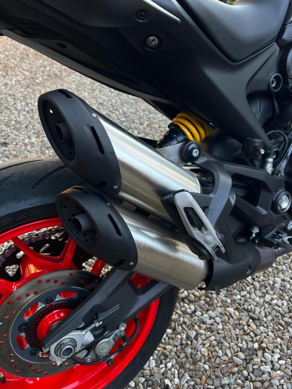 Ducati Monster 937 (2021 - 25) (17)