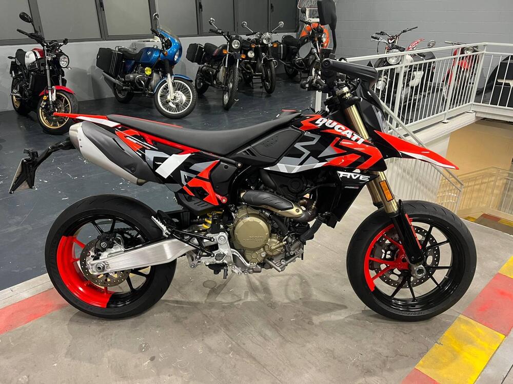 Ducati Hypermotard 698 Mono RVE (2024 - 26) (2)
