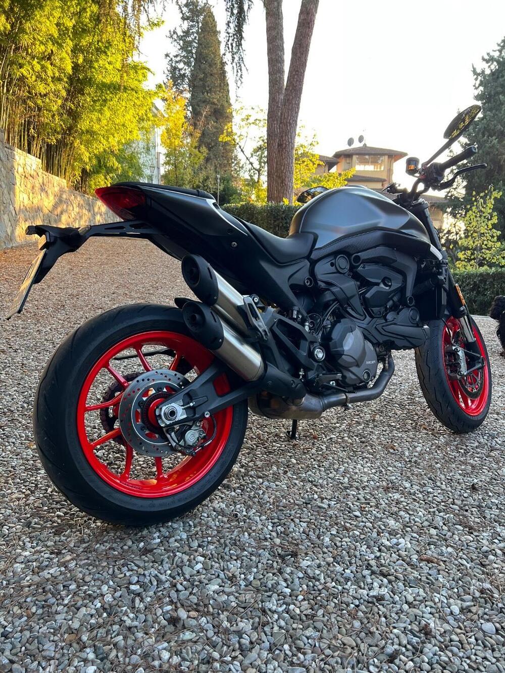Ducati Monster 937 (2021 - 25) (4)