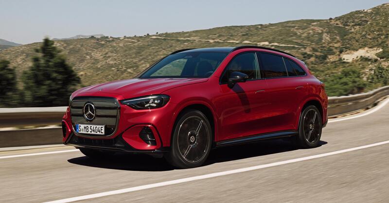 Mercedes GLC: la SUV pi&ugrave; venduta della stella diventa elettrica [VIDEO]