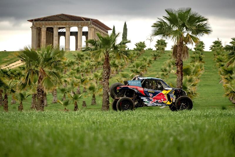 Mondiale Rally-Raid. Daniel Sanders, KTM, e S&eacute;bastien Loeb, Dacia, vincitori in Portogallo [VIDEO]