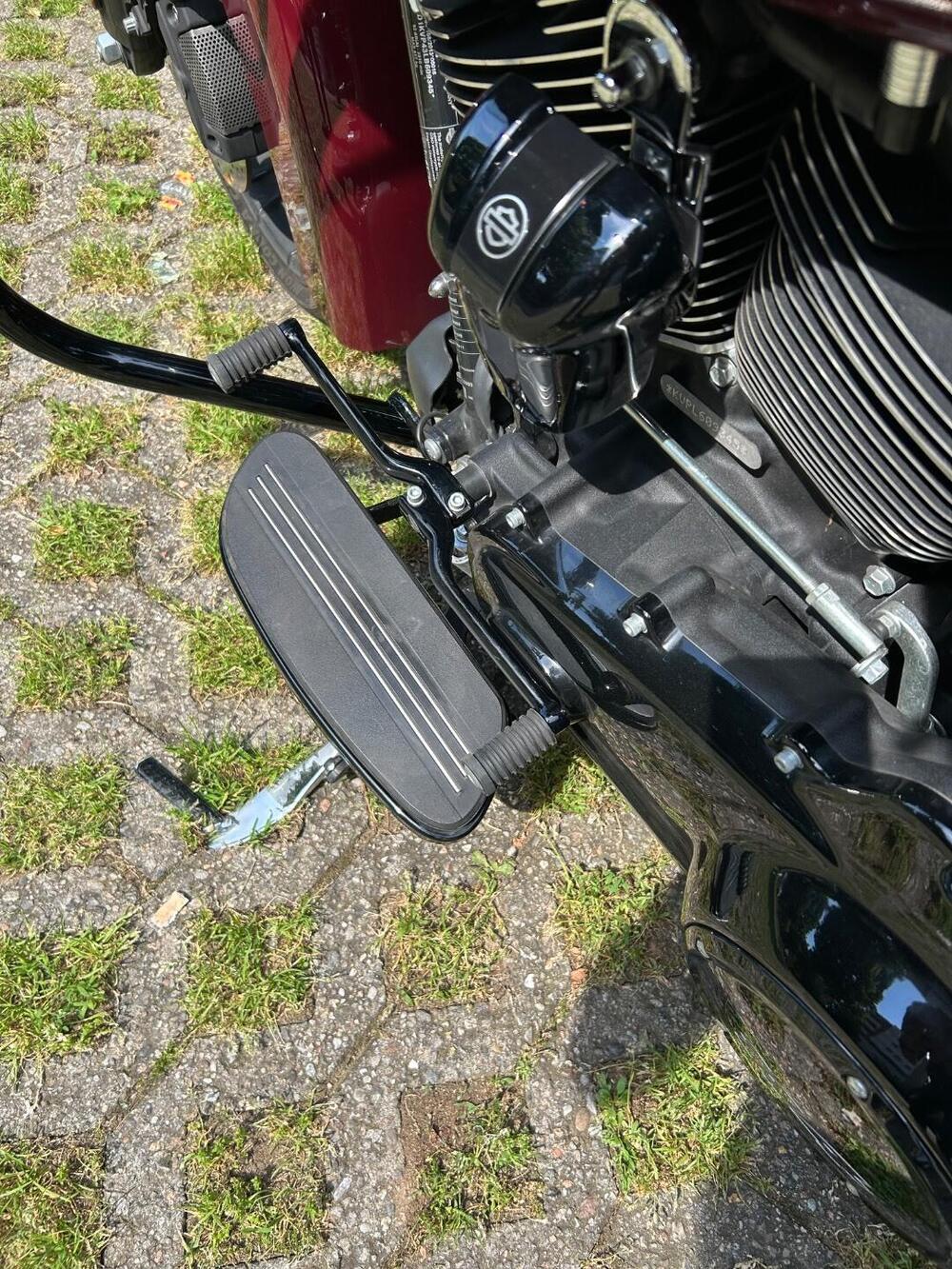 Harley-Davidson 114 Road King Special (2019 - 20) - FLHR (3)