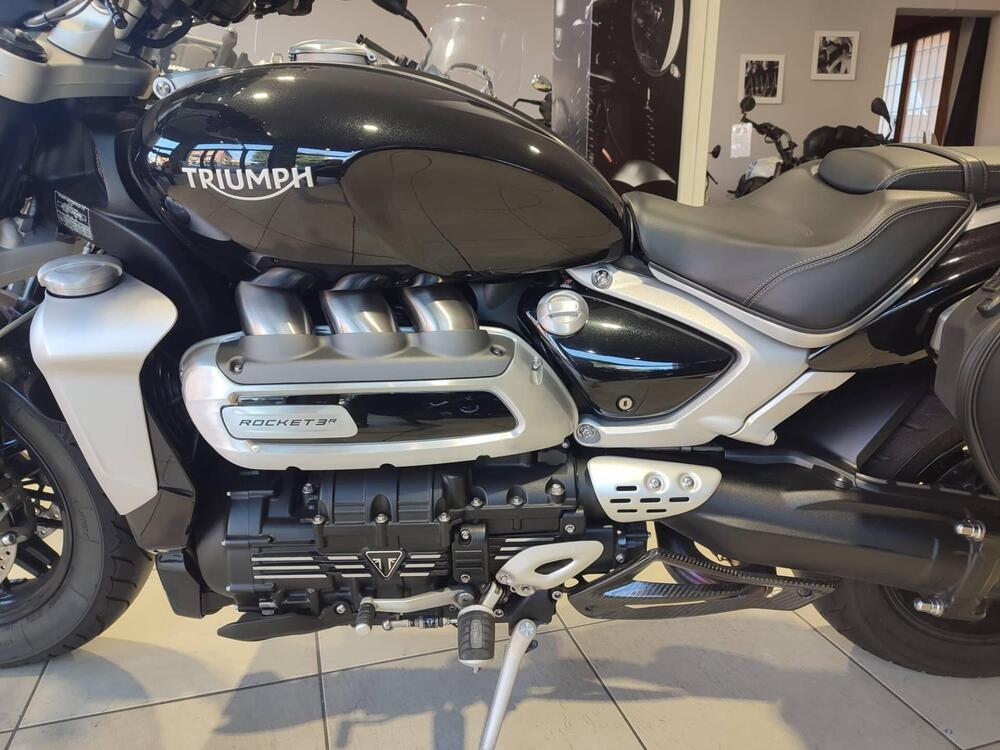 Triumph Rocket 3 R 221 (2021 - 23) (9)