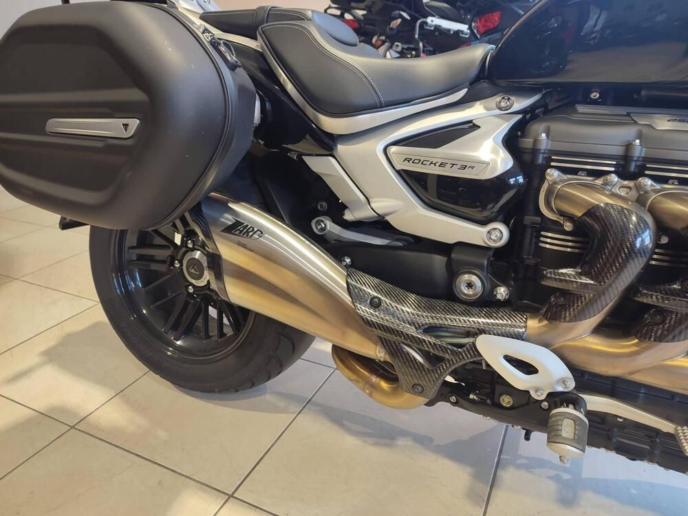 Triumph Rocket 3 R 221 (2021 - 23) (12)