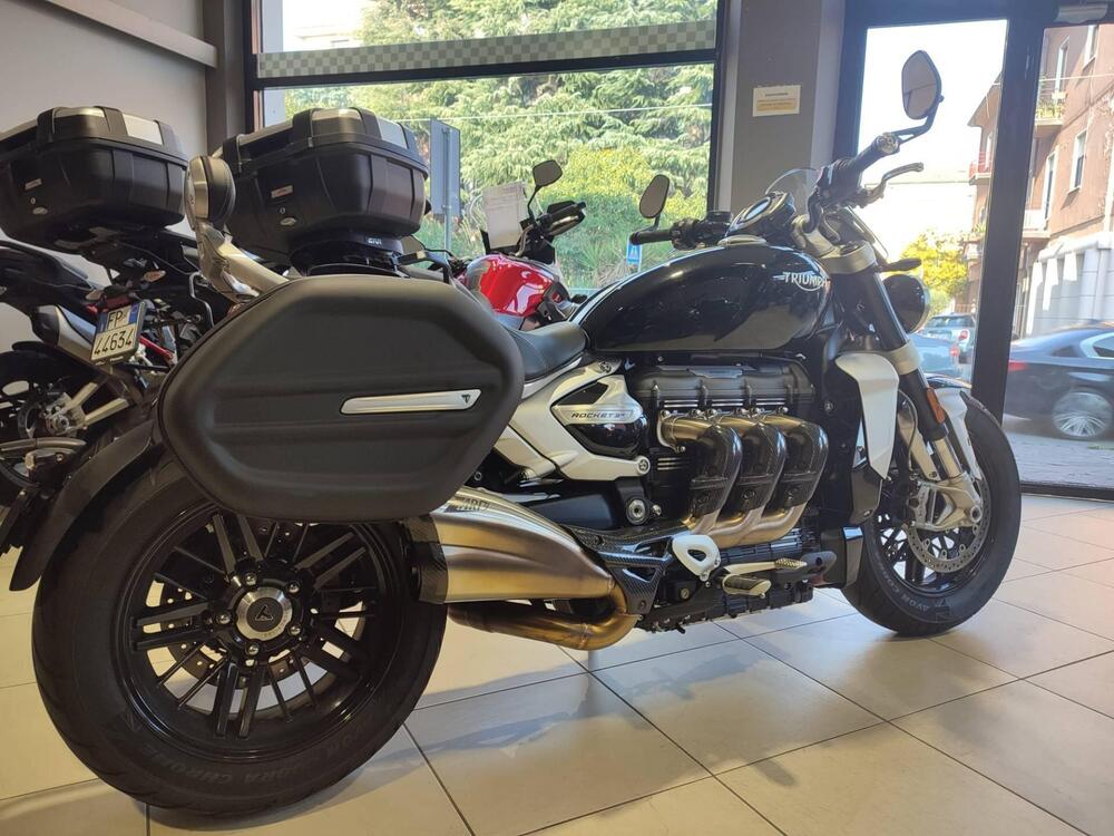 Triumph Rocket 3 R 221 (2021 - 23) (3)