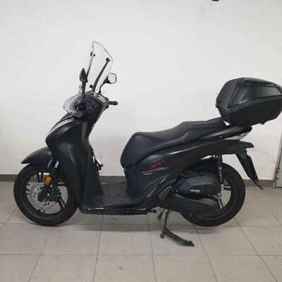 Honda SH 150i (2020 - 23) usata