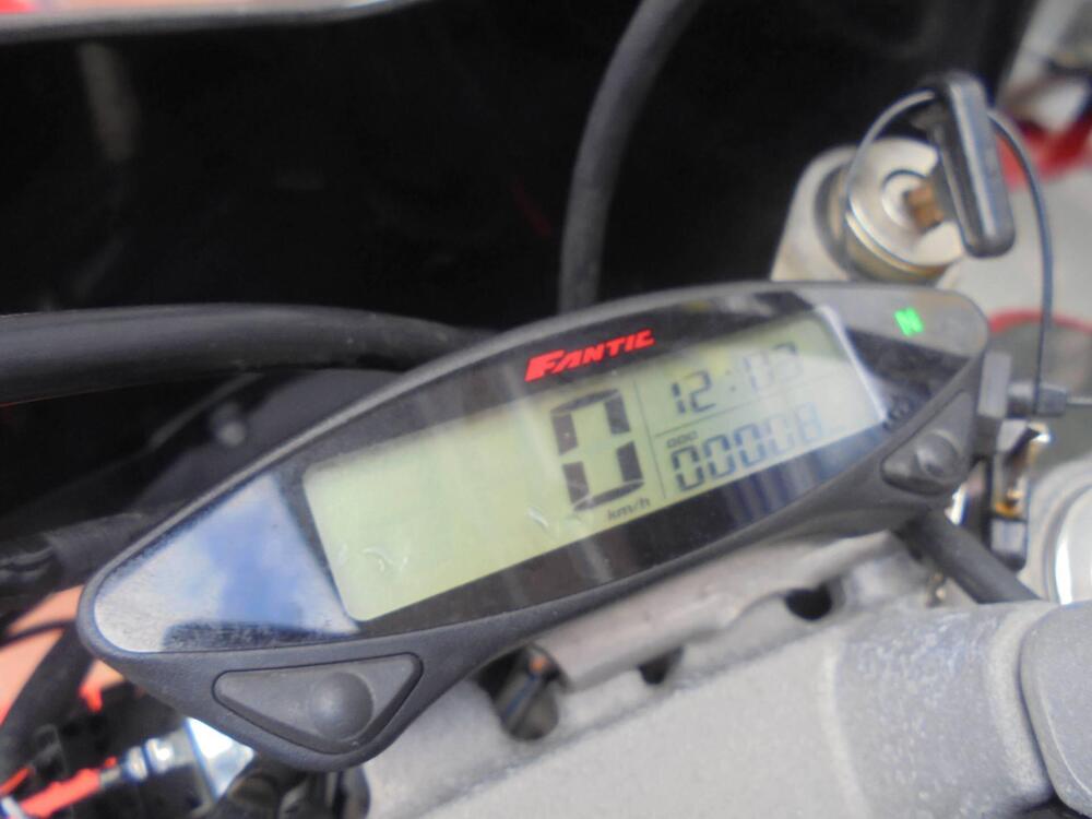 Fantic Motor Motard 50 M Performance 2t (2018) (2)