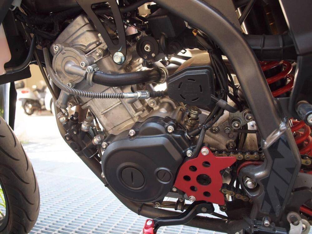 Fantic Motor XMF 125 Motard Performance 4T (2023 - 24) (3)