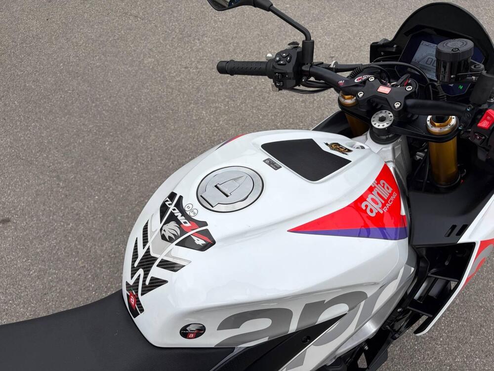 Aprilia Tuono V4 Factory Speed White (2023 - 24) (10)
