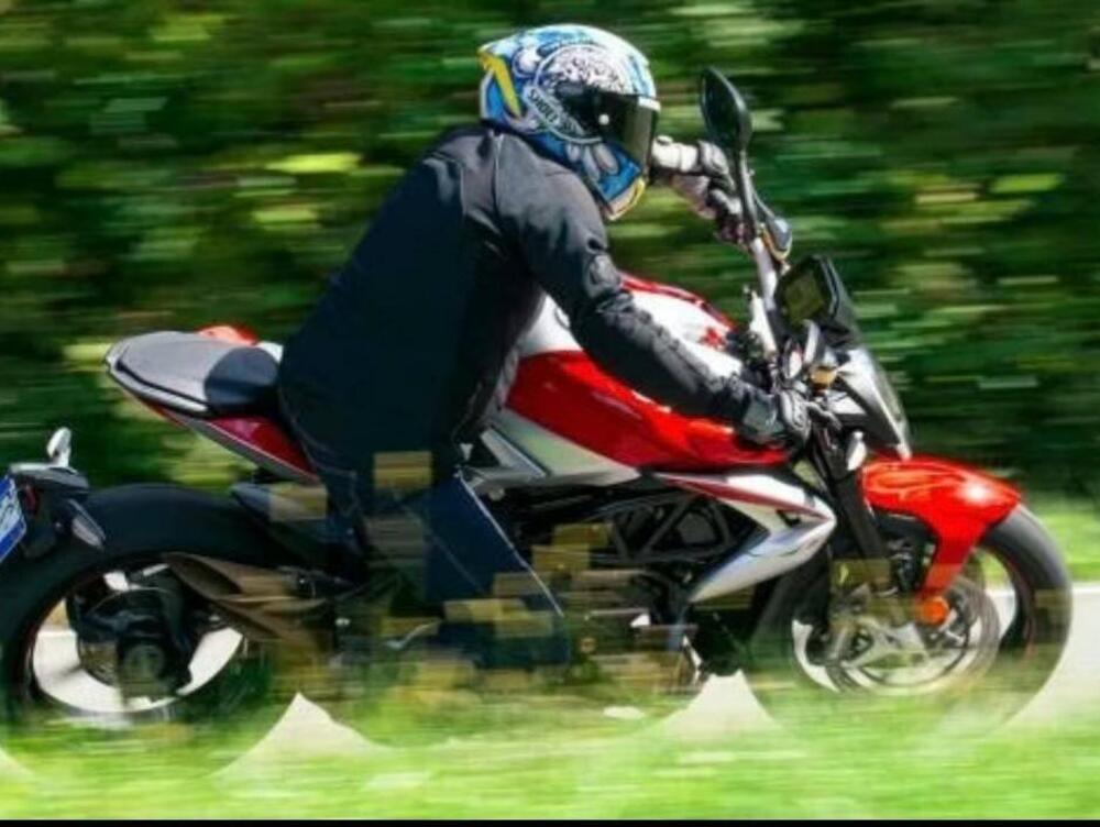 MV Agusta Brutale 1090 RR (2009 - 15) (4)