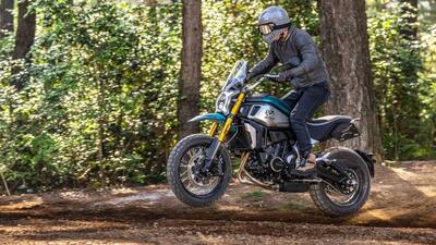CFMOTO 700CL-X Adventure (2023 - 26) usata
