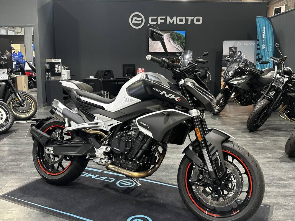 CFMOTO 800NK Advanced (2023 - 26)