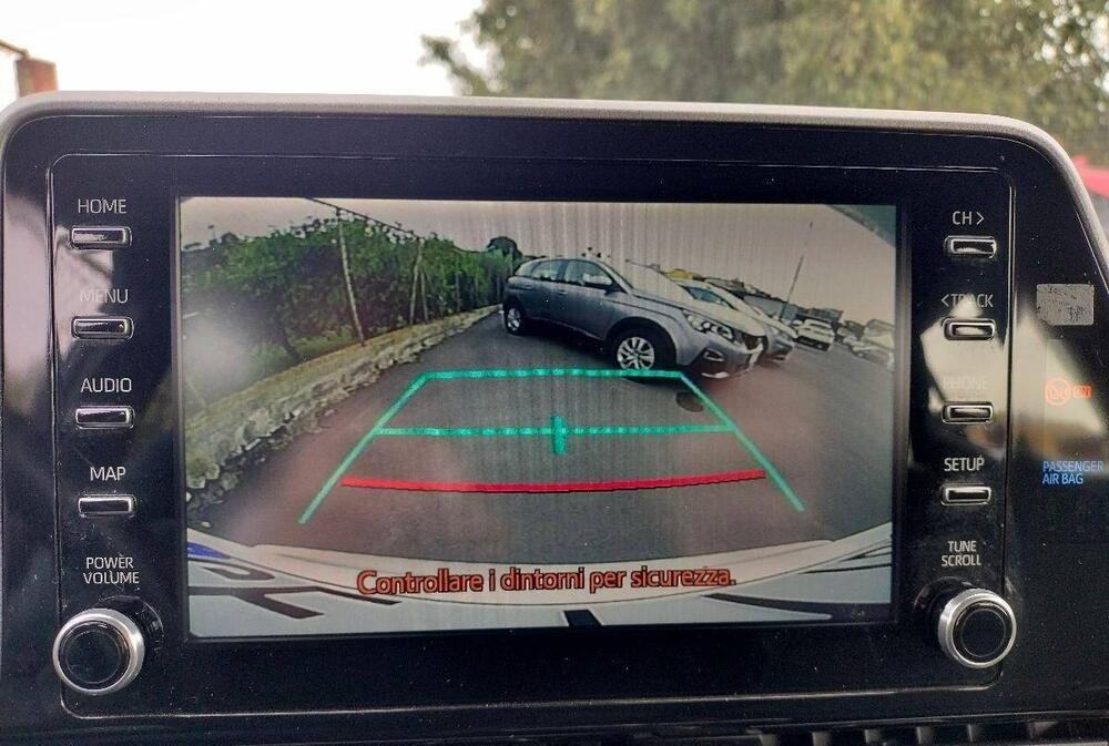 Toyota Toyota C-HR usata a Catania (10)