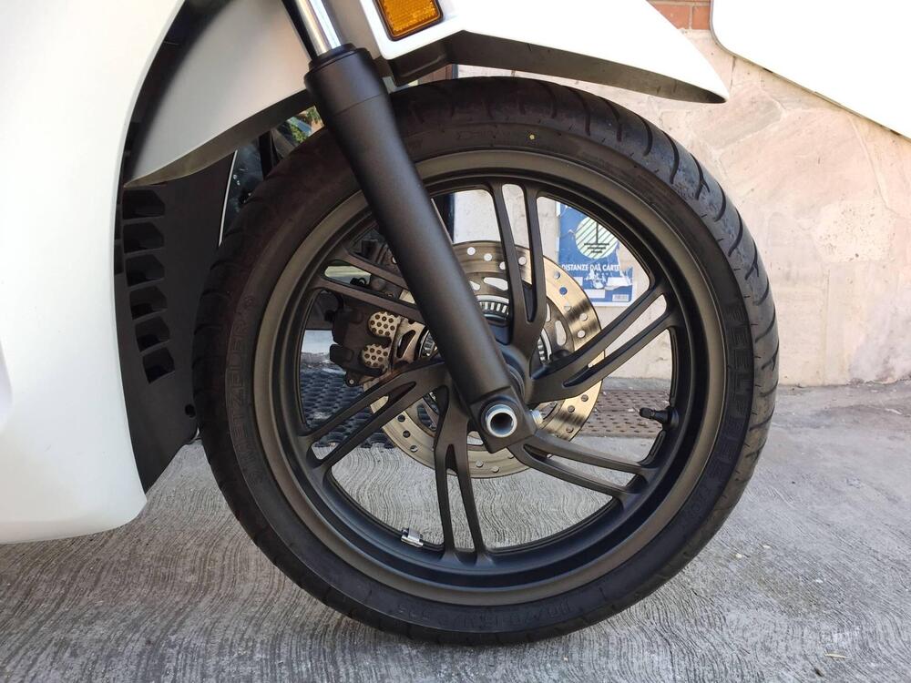 Honda SH 350 (2021 - 24) (16)