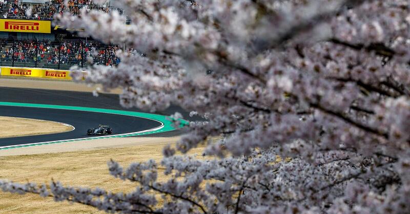 F1, ultimo atto prima dello stop: Mercedes vola, Ferrari insegue. Suzuka fa paura con la 130R | Orari Sky e TV8 GP Giappone 2026