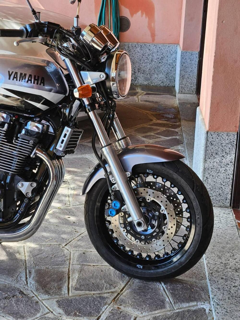 Yamaha XJR 1300 SP (1999 - 04) (2)