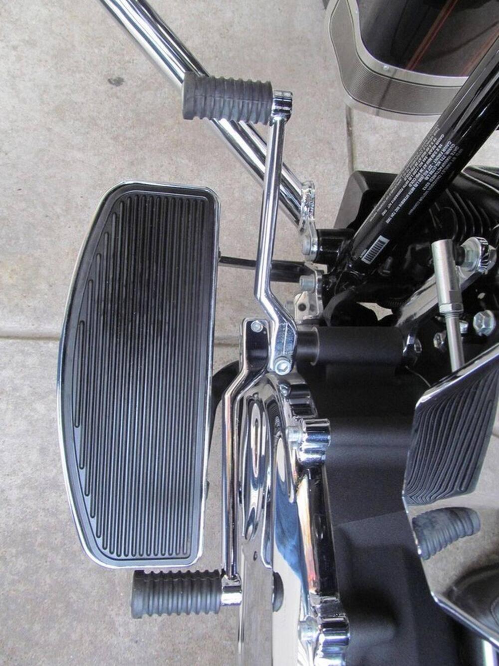 Harley-Davidson 107 Tri Glide Ultra Classic (2014 - 15) - FLHTCUTG (5)