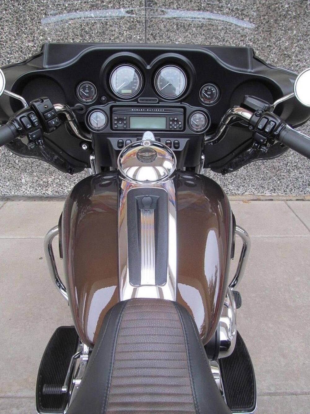 Harley-Davidson 107 Tri Glide Ultra Classic (2014 - 15) - FLHTCUTG (7)