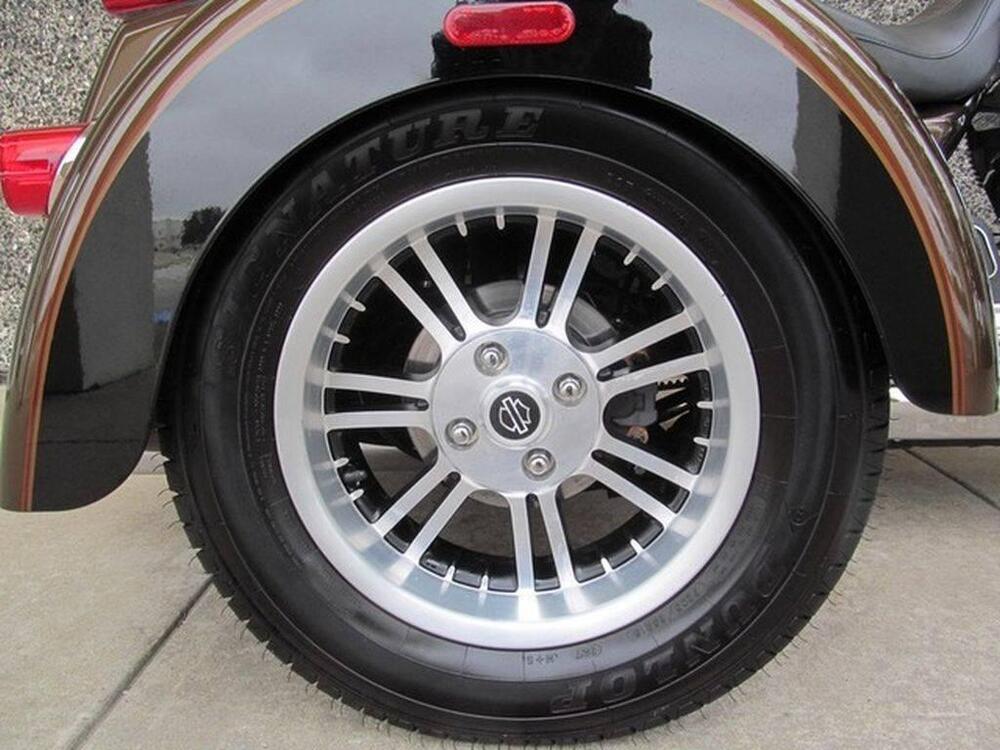 Harley-Davidson 107 Tri Glide Ultra Classic (2014 - 15) - FLHTCUTG (12)